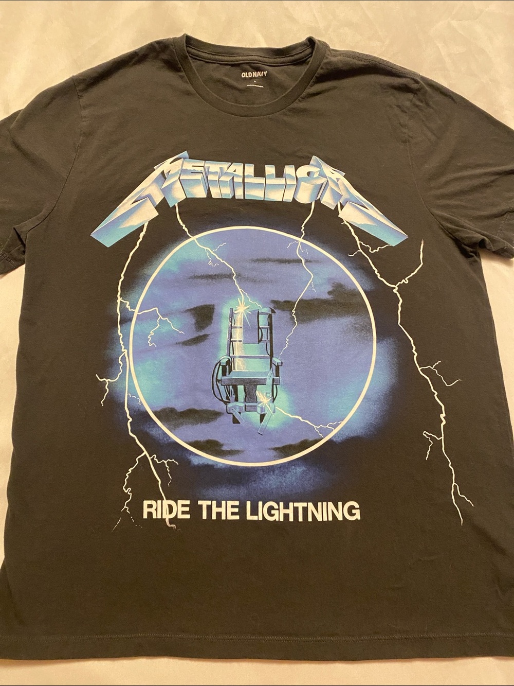 Old Navy Black Metallica Ride The Lightning Graphic Tee with Blue Print